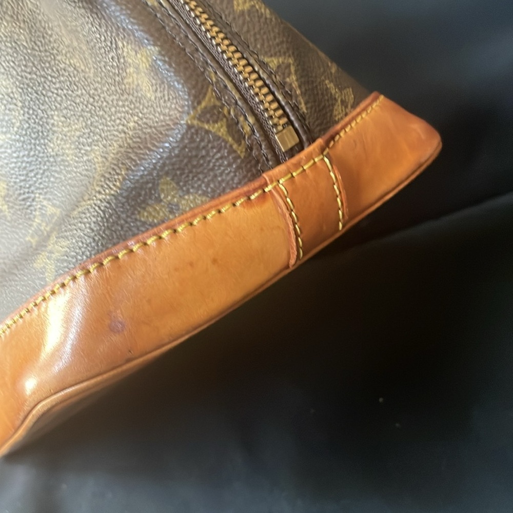 Authentic Louis Vuitton Alma VINTAGE - Picture 6 of 14